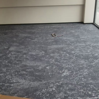 60.96cm*60.96cm Oficina comercial imprimida de lujo hotel alfombra de azulejos para el área pública