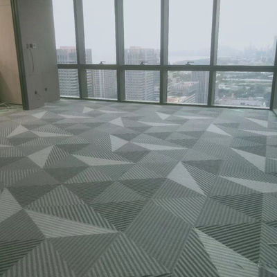 Hoteles de 5 estrellas Plaza de tejas de alfombras de nylon impresas hechas por nylon con respaldo modular de PE