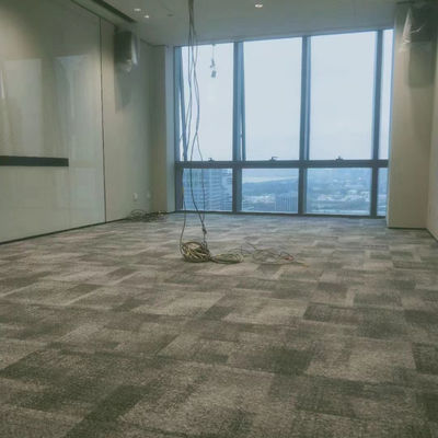 Hoteles de 5 estrellas Plaza de tejas de alfombras de nylon impresas hechas por nylon con respaldo modular de PE