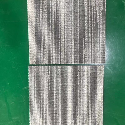 Tejas de alfombra de nylon coloridas de bucle personalizado de oficina con respaldo de PE y 100% de fibra facial BCF