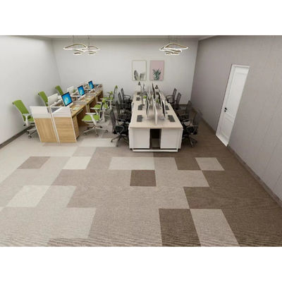 Solución de pisos de oficina con patrón de rompecabezas y azulejos de alfombra de nylon de baja altura de pila