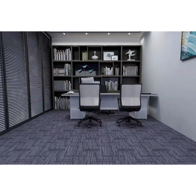 Modelo de rompecabezas de estilo sencillo azulejos de alfombra extraíbles de lujo 50x50 para oficina modular