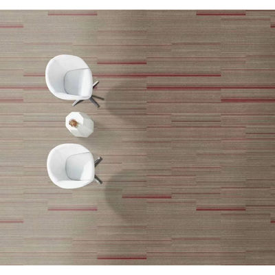 Tejas de alfombras modulares para oficinas comerciales rectangulares 60.96*60.96 Diseño extraíble de lujo