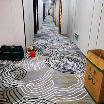 Hotel Pared a pared máquina de suelo comercial hecho alfombra a prueba de fuego para la decoración