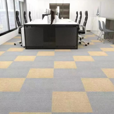 Alfombra de oficina modular de lujo azulejos de alfombra extraíbles 50x50 con pila de bucle plano