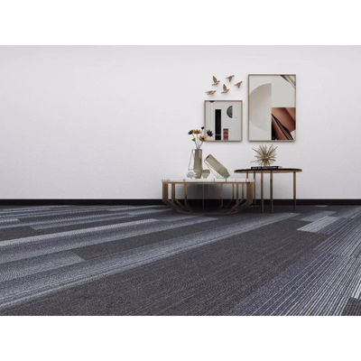 Tejas de alfombras modulares de oficina 50x50 con diseño de lujo y característica extraíble