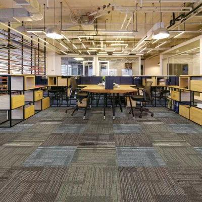 Oficina comercial Modular PE azulejos de alfombra de apoyo 50x50 con patrón cuadrado rompecabezas