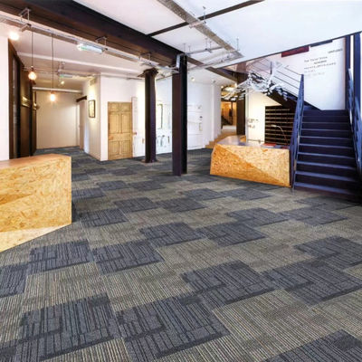 Oficina comercial Modular PE azulejos de alfombra de apoyo 50x50 con patrón cuadrado rompecabezas