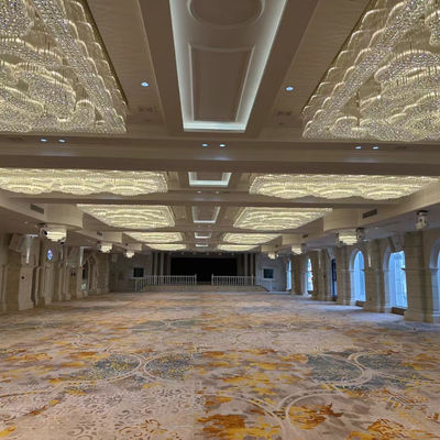 Alfombra impresa a color fluorescente para el control de plagas en el pasillo del hotel