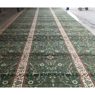Sala de reuniones Diseño de la mezquita musulmana Alfombra de oración con patrón de rompecabezas y tamaño personalizado
