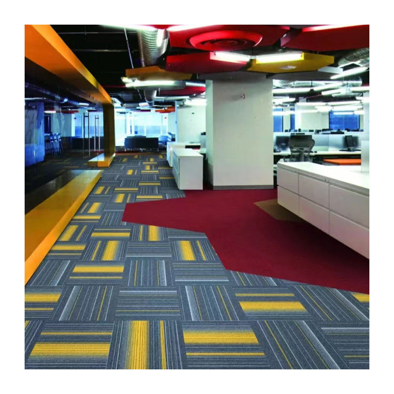 Tejas de alfombra de hotel de impresión de nylon de 50x50 personalizadas para pisos de oficinas y comerciales
