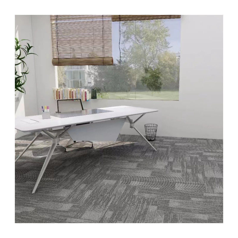 espesor total 6±1 mm 100% de nylon 50x50 Tejas de alfombra para oficinas y entornos comerciales